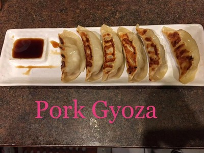 Gyoza (Pork or Veggie)