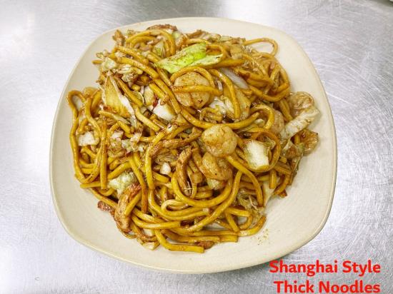 Shanghai Style Thick Noodles (Shrimp,BBQ Pork)