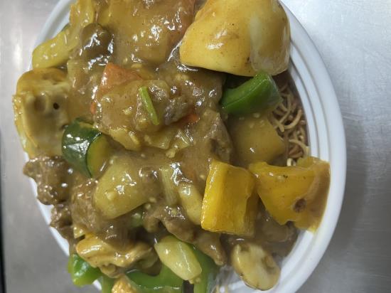 Szechuan  beef crispy chow mein 
