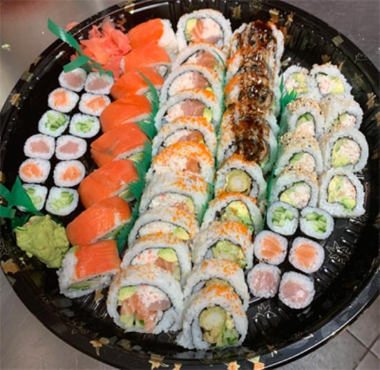 A California Roll,BC Roll,Tuna Roll,Smoked Salmon Box Sushi,House Roll,Dynamite Roll,Salmon Roll,Kappa Roll ( 54 pcs )