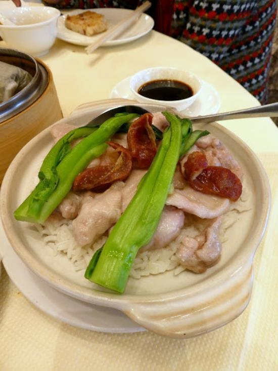 Chinese Sausage & Chicken Claypot Rice