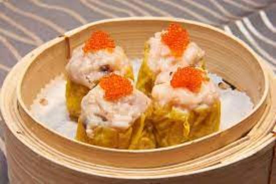 Pork Dumpling with Roe (Shui Mai) (L)