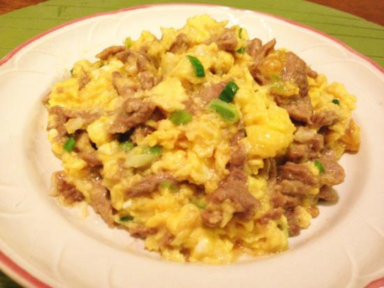 Beef in Swirl Egg on Rice